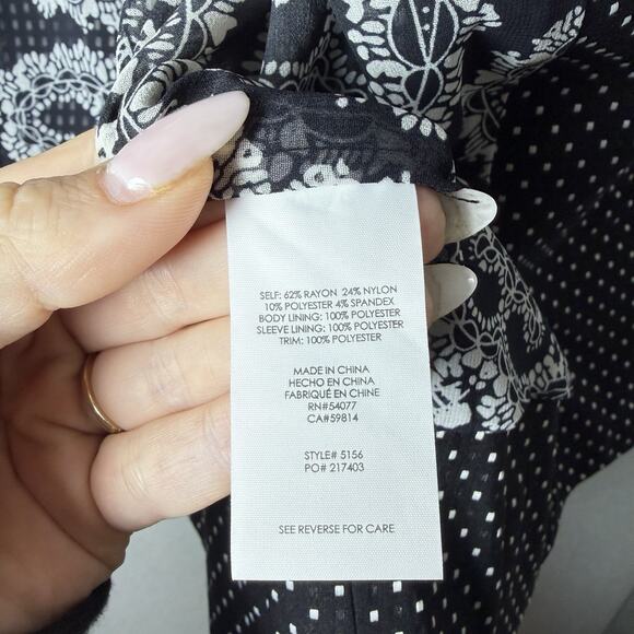 Cabi Polka Dot Jacket Black White Stretch 3/4 Sleeve Jacket Blazer Size 8 - Picture 5 of 9